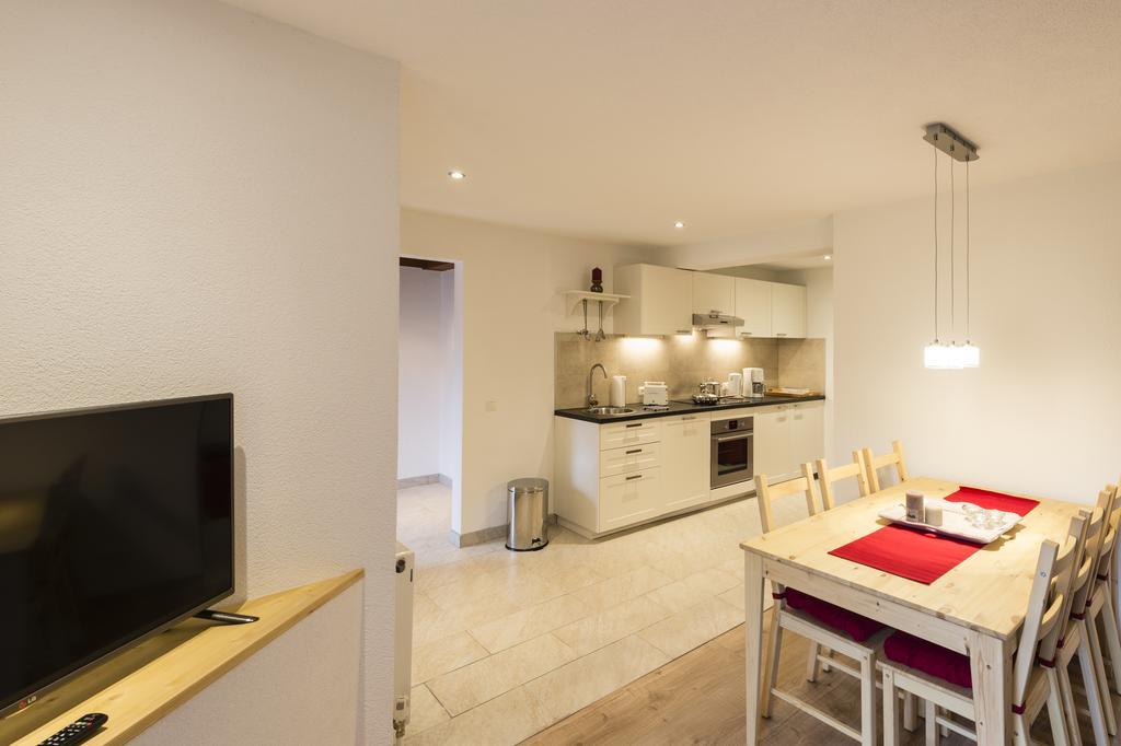 Haus Alpenblick Lofer Apartment Bagian luar foto