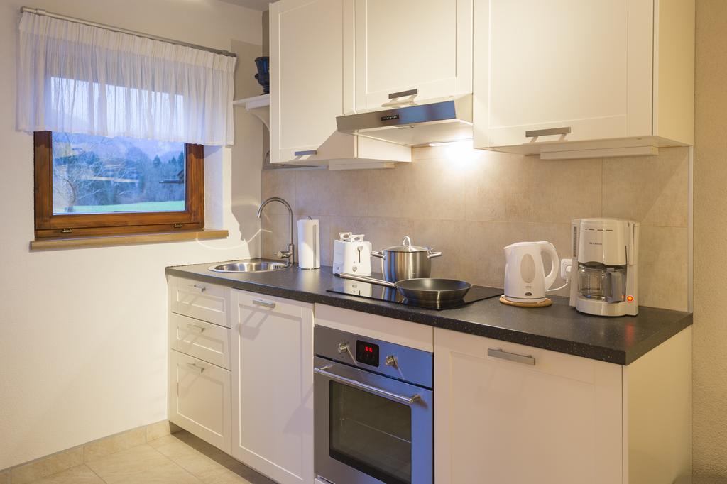 Haus Alpenblick Lofer Apartment Bagian luar foto