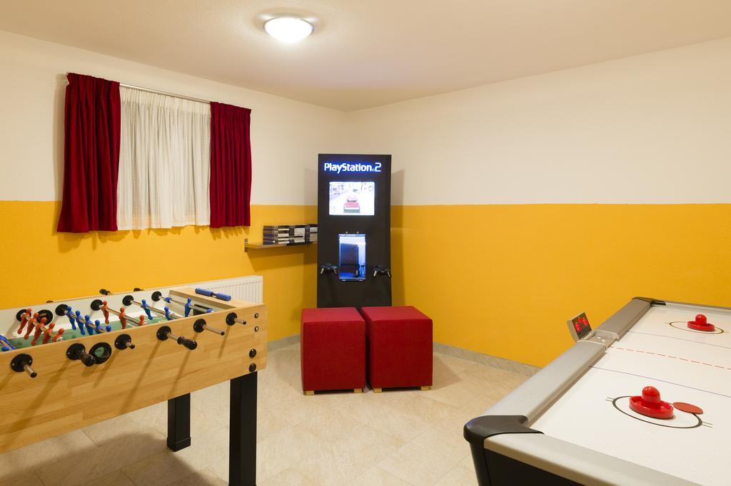 Haus Alpenblick Lofer Apartment Bagian luar foto