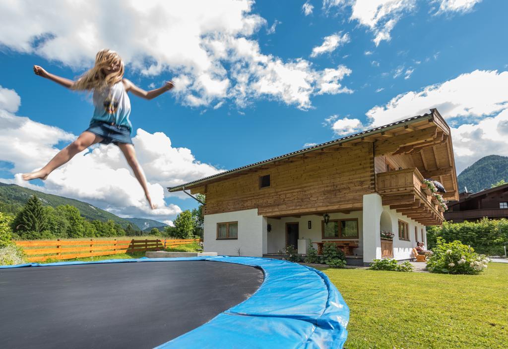 Haus Alpenblick Lofer Apartment Bagian luar foto