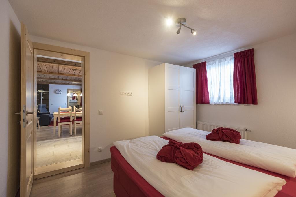 Haus Alpenblick Lofer Apartment Bagian luar foto