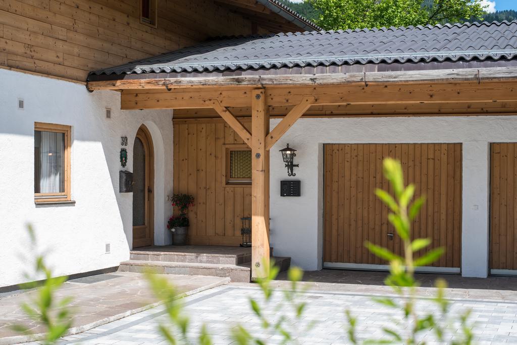 Haus Alpenblick Lofer Apartment Bagian luar foto